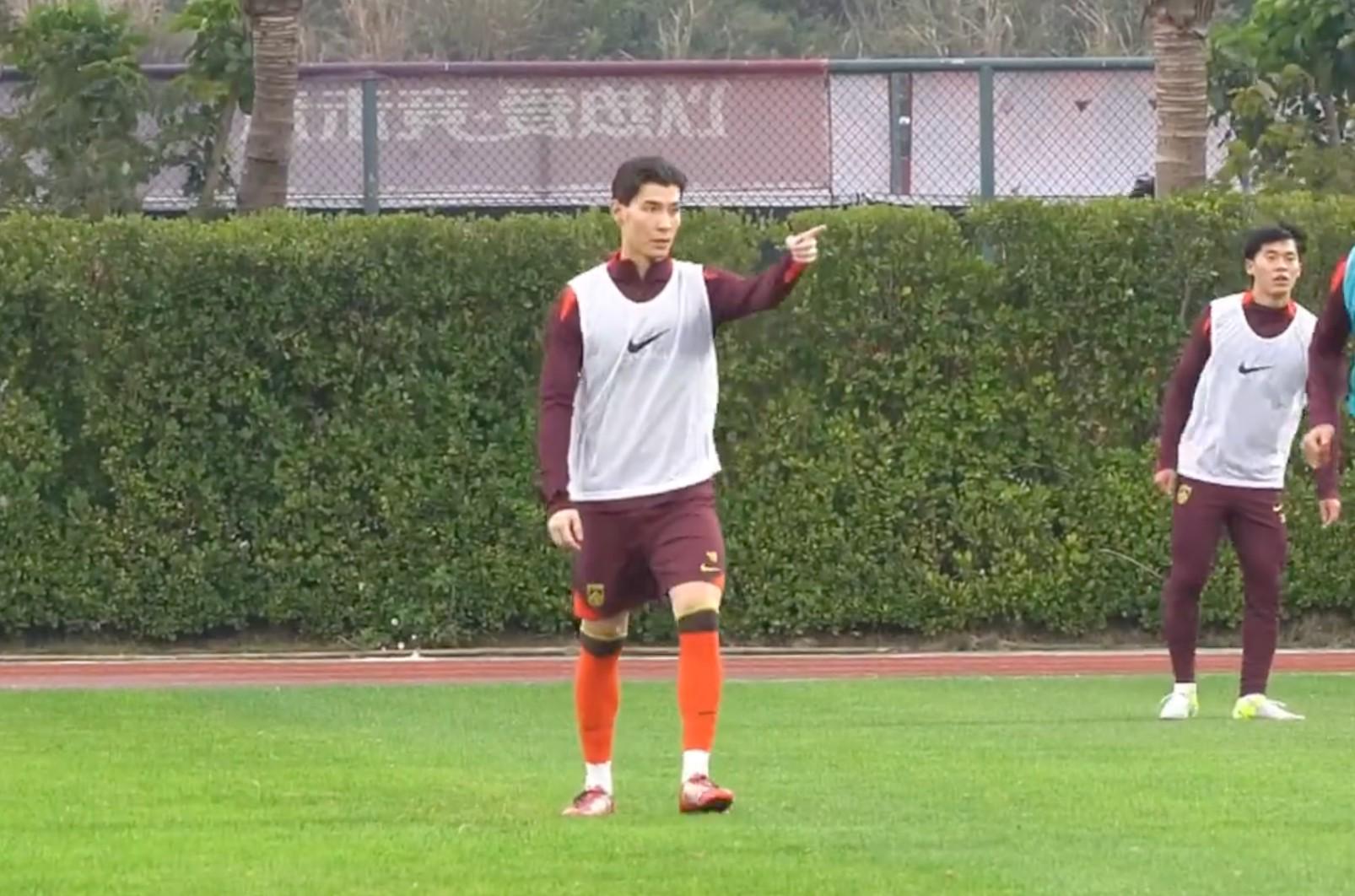 必一体育官方网站-南美球员为何钟爱英超联赛的深度解析